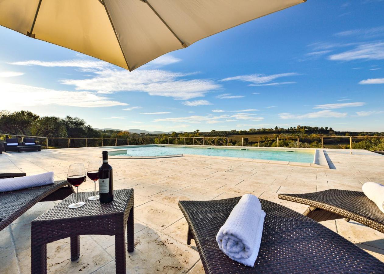 Tenuta Villa Rocchi ตอร์ริตา ดิ เซียนา ภายนอก รูปภาพ